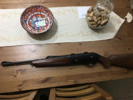 Hola a todos.
Un amigo que deja la caza me ha pedido el favor de poner anuncio de venta en este foro de 01