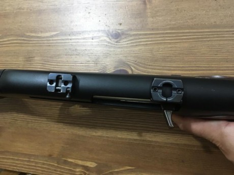 Hola a todos.
Un amigo que deja la caza me ha pedido el favor de poner anuncio de venta en este foro de 21