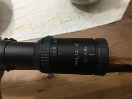 Hola a todos.
Un amigo que deja la caza me ha pedido el favor de poner anuncio de venta en este foro de 20