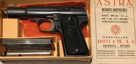 Vendo pistola Astra 3000 en calibre 7,65. Esta en perfecto estado tanto de pavonado como de funcionamiento, 11
