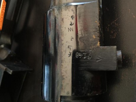 Saludos, me ha caído un Mauser y al no ser un experto, no sé que origen tiene ni cual ha sido su historia. 42