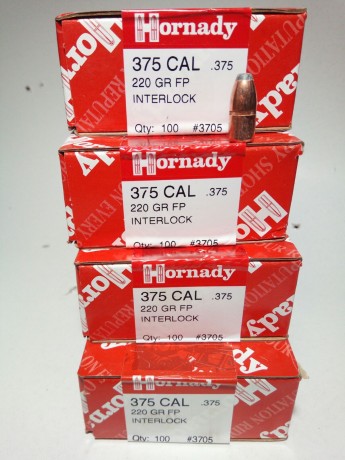 Un lote de 118 vainas de un tiro RWS, pasadas por tumbler y alguna calibrada y despistonada y 400 puntas 00