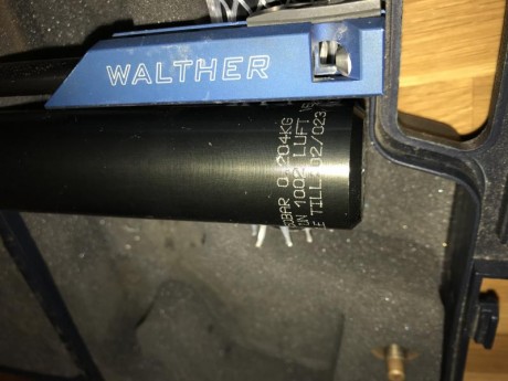 Hola
Pongo a la venta Walther LP300, cacha M, dos bombonas, en su caja.
Todas las juntas y partes de desgaste 21