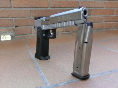 Saludos al foro.

Un amigo vende esta pistola de la marca SPS especial para precisión con cañón de 6 pulgadas 02