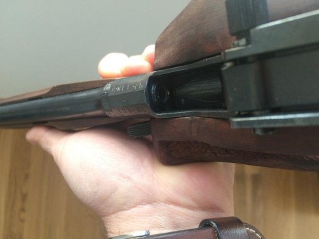 Vendo pistola libre TOZ35 con su caja 
algunas herramientas de limpieza 
 funciona bien 300€ 
       esta 10