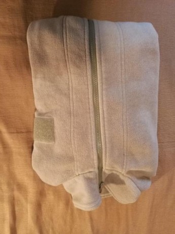 Vendo uniforme  del ejército español  color árido pixelado, TALLA  1N, equivalen aproximadamente a una 00