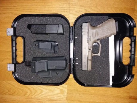 Se vende Glock 19 de 3°generacion en acabado OD (verde oliva) con dos cargadores siendo uno de ellos 15+2 02
