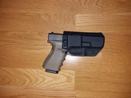 Se vende Glock 19 de 3°generacion en acabado OD (verde oliva) con dos cargadores siendo uno de ellos 15+2 01
