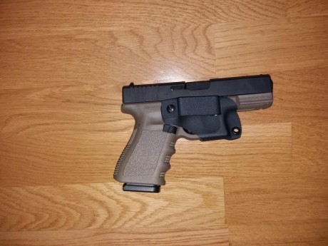 Se vende Glock 19 de 3°generacion en acabado OD (verde oliva) con dos cargadores siendo uno de ellos 15+2 00