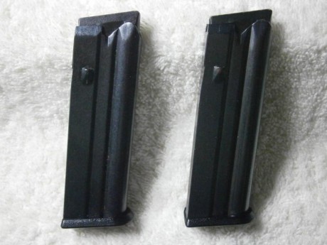 Vendo 2 cargadores de carabina ANSCHUTZ 520, nuevos, 55,-euros cada uno. Envío gratis. Están en Madrid. 00