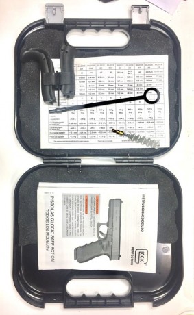 VENDO GLOCK 19 IV GENERACION. 
IMPECABLE Y BIEN CUIDADA.
DOS FUNDAS DE PAISANO, UNA INTERIOR Y OTRA EXTERIOR 02