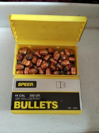 Se venden las siguientes puntas y vainas, son todas nuevas, sin ningún uso, a los precios habría que añadir 00