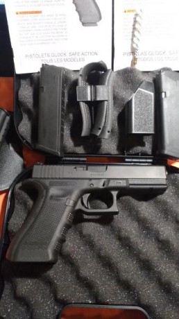 Vendo mi Glock 17 de 4 Generación Modelo "C" (Compensador) este arma permite gracias al compensador, 02