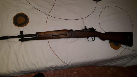 amigo Juan, siempre liado, me ha pedido que ponga en venta varias armas de su propiedad.
 Un fusil Cetmetón, 41