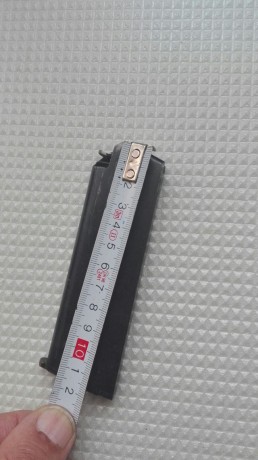 Vendo este cargador por un precio de 35 €. Mi telefono de contacto es 605678170, Manuel. 00