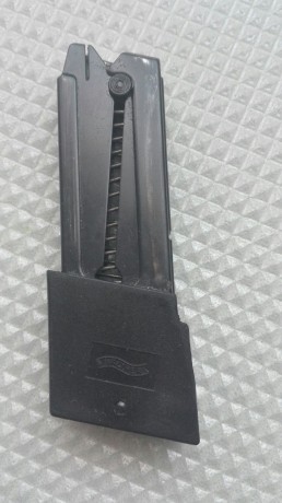 Vendo este cargador por un precio de 40 €. Está nuevo (usado muy poco), mi telefono de contacto es 605678170. 01