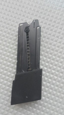 Vendo este cargador por un precio de 40 €. Está nuevo (usado muy poco), mi telefono de contacto es 605678170. 00