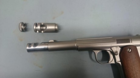 Hola a todos,os paso unas fotos del ultimo experimento que hice con una 400,la idea se me ocurrio cuando 02