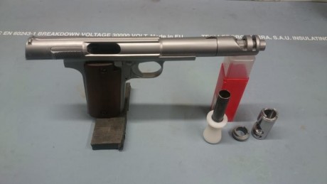 Hola a todos,os paso unas fotos del ultimo experimento que hice con una 400,la idea se me ocurrio cuando 21