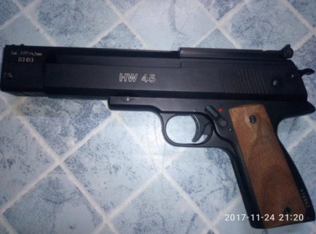 pistola hw45  220euros...carabina reserbarda solo keda la pistola 50