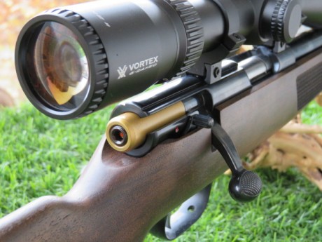 Pues eso vendo mi conjunto muy a mi pesar y por falta de tiempo mi carabina WEIHRAUCH HW66 22 LR con VISOR 12