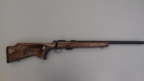 CZ 455 THUMBHOLE es un modelo interesante para el tiro deportivo y para la caza.

CZ 455 THUMBHOLE con 02