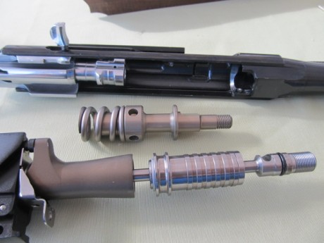 VENDO RIFLE SEMIAUTOMÁTICO BENELLI ARGO, SIN ESTRENAR, CON CARRIL PICCATTINI.
PUEDO AÑADIR VISOR VISOR 12