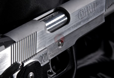 Tiene muchísimas variedades de armas de airsoft, esos que funciona con el gas o CO2, la mayoría son de 12