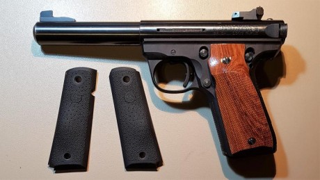 Vendo pistola Ruger 22/45 MK3 Target

Está adaptada para montar las cachas de cualquier modelo 1911 estandard 02