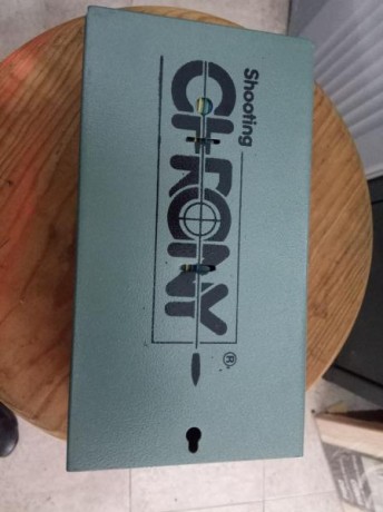 Estado excelente, manual de instrucciones original en inglés, con todas sus varillas y pantallas en perfecto 00