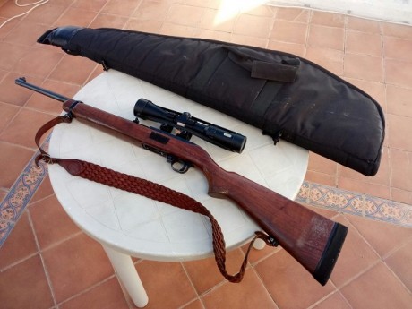 Rifle Ruger 44 Magnum, con monturas, anillas y visor Tasco Titan 1,5-6x42, funda y correa portafusil. 02
