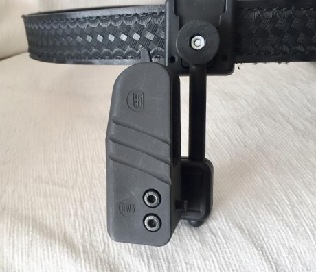 Se ofrecen los siguientes complementos nuevos de IPSC:
Cinturon.
4 portacargadores de gran capacidad, 01
