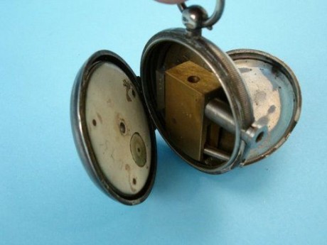 muy buenas.............

mi intencion es abrir un post en donde cada uno pueda poner el arma que le parecza 152