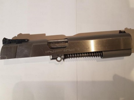 quiero hacer caja para un rifle de IPSC y vendo esta Infinity
Pistola Infinity con:
Un carro calibre 9mm 00