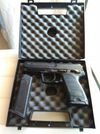 Hola vendo o cambio por kit de recarga mi hk usp standard 9 mm con 4 cargadores funda y portacargador 02