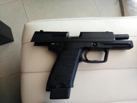 Hola vendo o cambio por kit de recarga mi hk usp standard 9 mm con 4 cargadores funda y portacargador 00