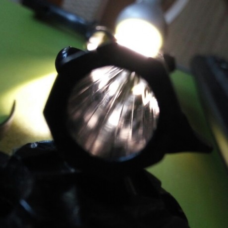 Vendo el revolver de las fotorfías, el grabado, el del medio en la primera foto, el anterior dueño lo 02