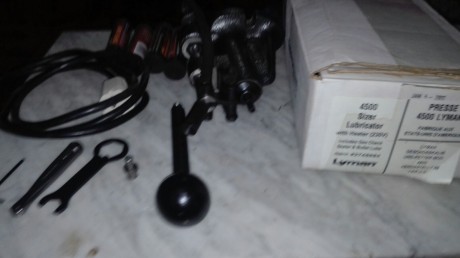 Nuevo precio 90 euros ,portes incluidos, por la Turquesa Lyman 2660477, calibre 38/357 WC 150gr, el empujador 01