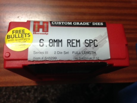 Vendo DIES marca HORNADY del 6,8 SPC con shell holder incluido mas 37 vainas Remington large rifle  y 02