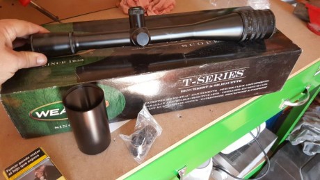 Hola compañeros en esta ocasión pongo en venta un visor Weaver t 36 x 40 tubo de 25.

Lo compré hace poco 12