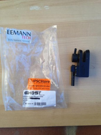 Vendo las siguientes fundas:

-Blade Tech, diestros, para STI 2011 y similares,con pala y sujeta  cinturón, 02