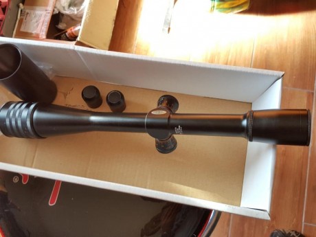 Hola compañeros en esta ocasión pongo en venta un visor Weaver t 36 x 40 tubo de 25.

Lo compré hace poco 61