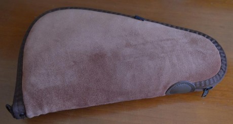 Vendo revólver Smith & Wesson 4" Cal. 38 Special.
Comprado en 2015, único propietario.
Guiado 21