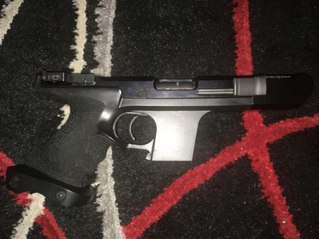 Vendo Hammerli SP20 RRS de calibre 32WC en muy buen estado, con muy poco uso. El arma está tal y como 02