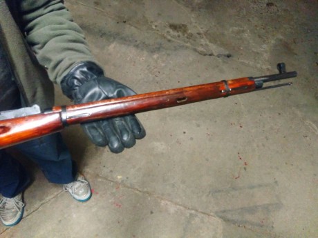 Hola compañeros vendo un rifle mosin nagant con la misma  numeracion en el rifle, cargador y cerrojo.
No 21