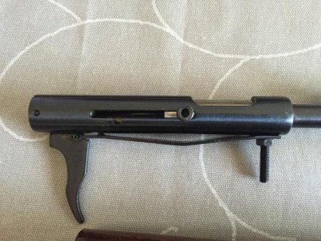 Vendo la unica carabina que la casa cometa fabrico en 22 lr, está nueva no ha pegado más de 10 tiros, 10
