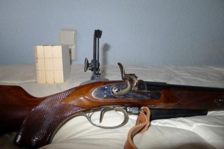 Se trata de un arma en perfecto estado, en todos los aspectos, pues no he efectuado con el mas de 100 01