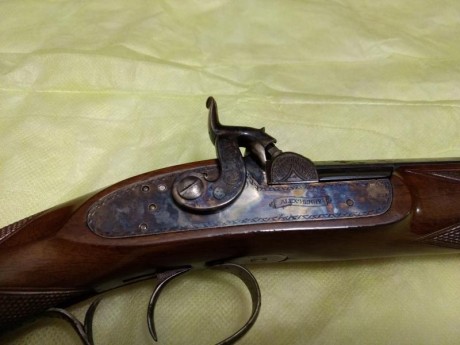 Por defuncion de un compañero ,los herederos me piden que ponga a la venta las siguientes armas de avancarga.
 02