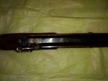 Por defuncion de un compañero ,los herederos me piden que ponga a la venta las siguientes armas de avancarga.
 00