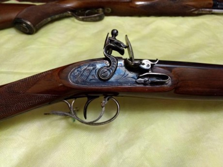 Por defuncion de un compañero ,los herederos me piden que ponga a la venta las siguientes armas de avancarga.
 12